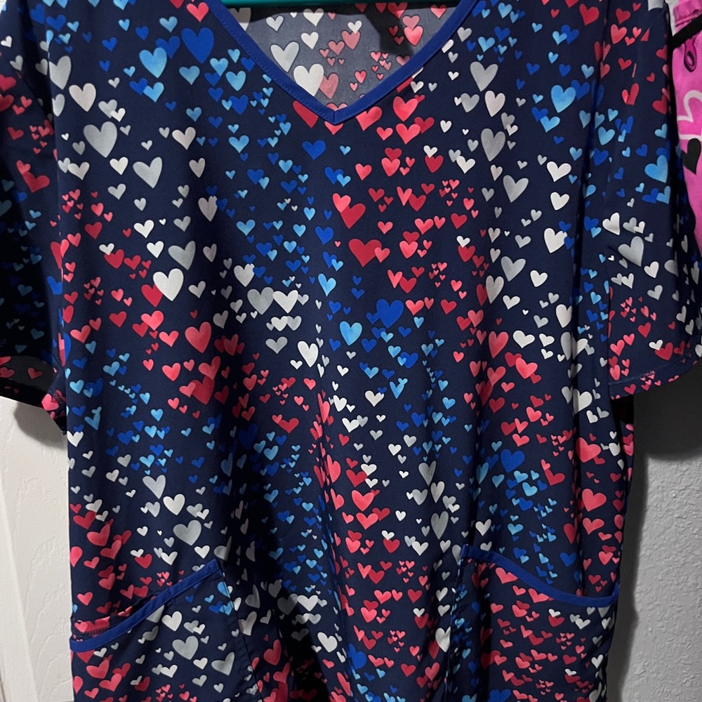 Heart Patterned Scrub Tops - Pink, Blue, set of 3 - Picture 5 of 14